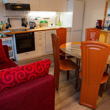 Gemuetliche Wohnung Mit Terasse Und Feuerstelle Lengnau Εξωτερικό φωτογραφία
