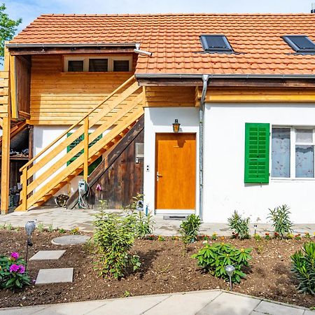 Gemuetliche Wohnung Mit Terasse Und Feuerstelle Lengnau Εξωτερικό φωτογραφία