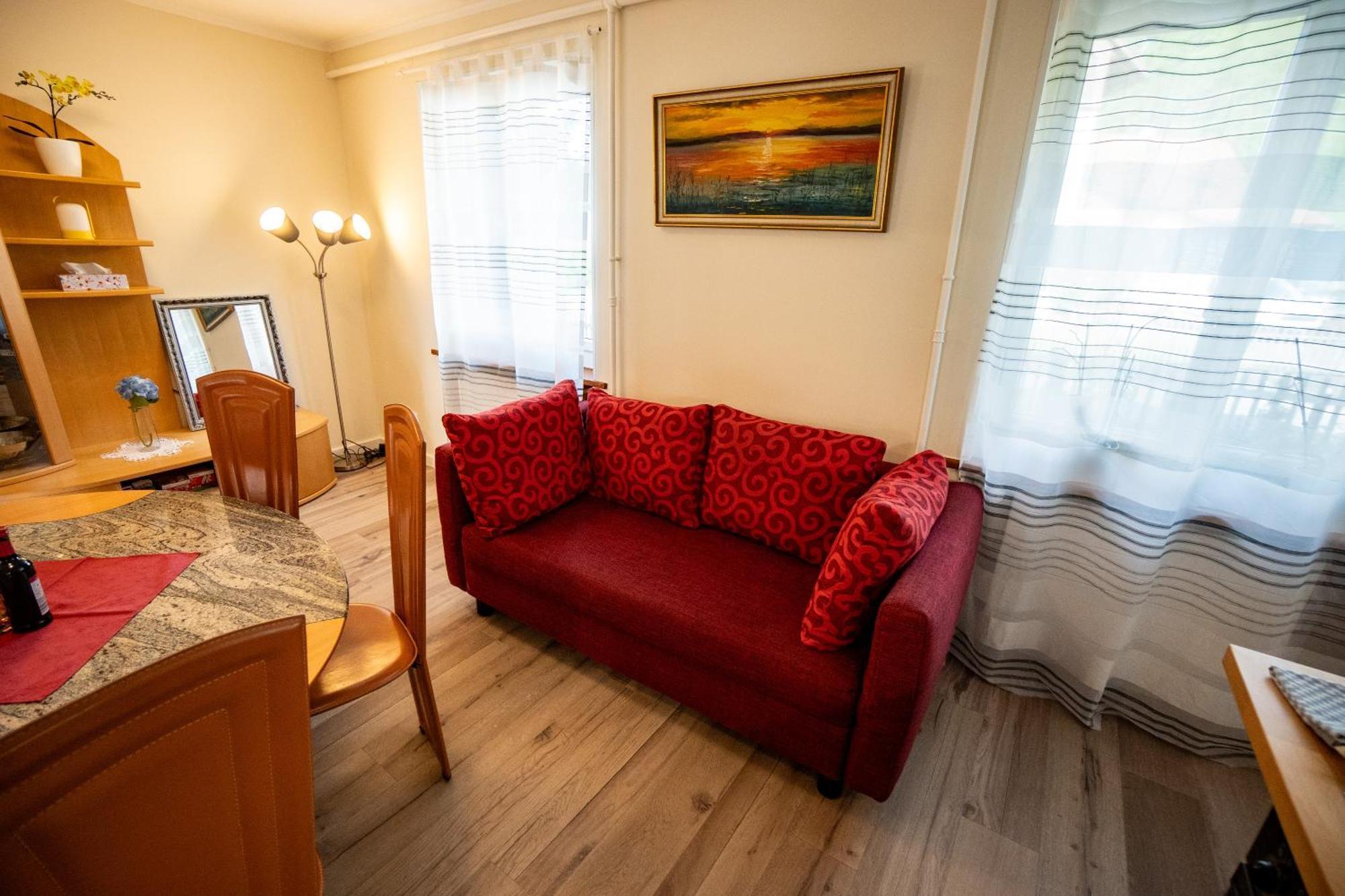 Gemuetliche Wohnung Mit Terasse Und Feuerstelle Lengnau Εξωτερικό φωτογραφία