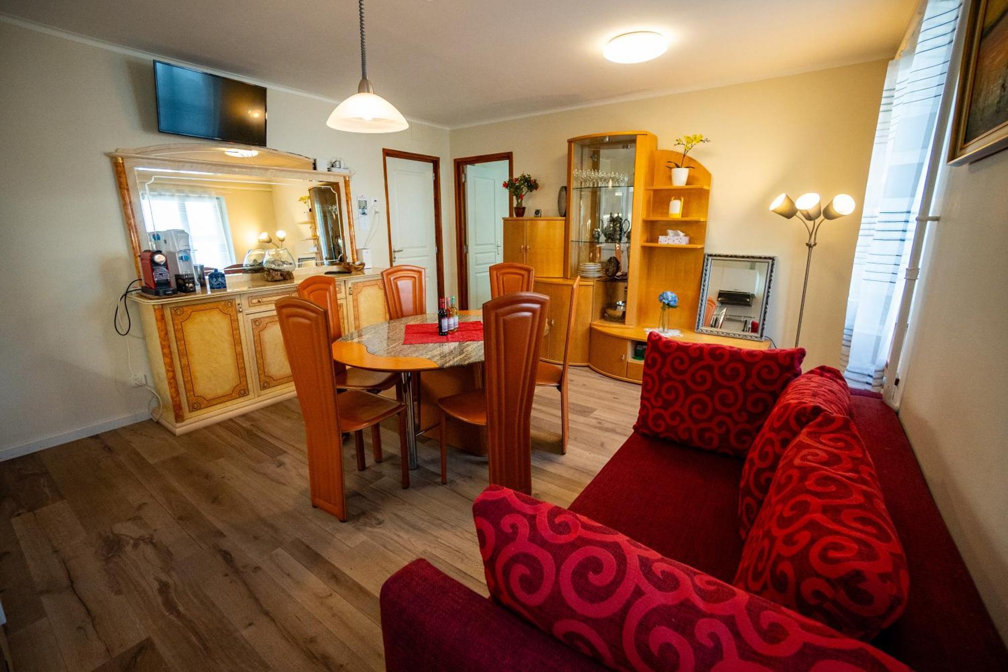 Gemuetliche Wohnung Mit Terasse Und Feuerstelle Lengnau Εξωτερικό φωτογραφία